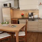 Stoeckl Apartman Nittendorf