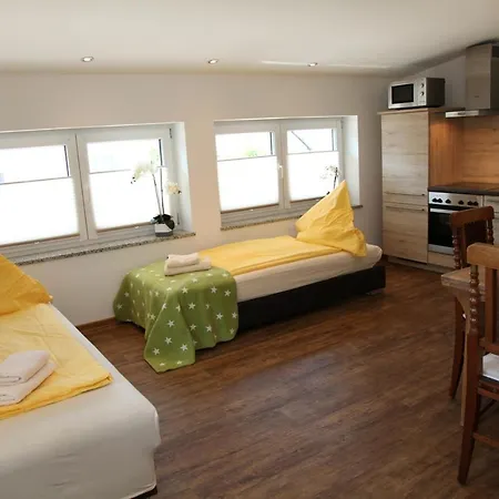 Stoeckl Apartamento Nittendorf