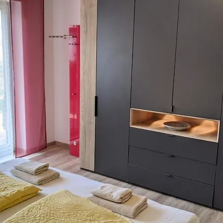 Stoeckl Apartmán Nittendorf